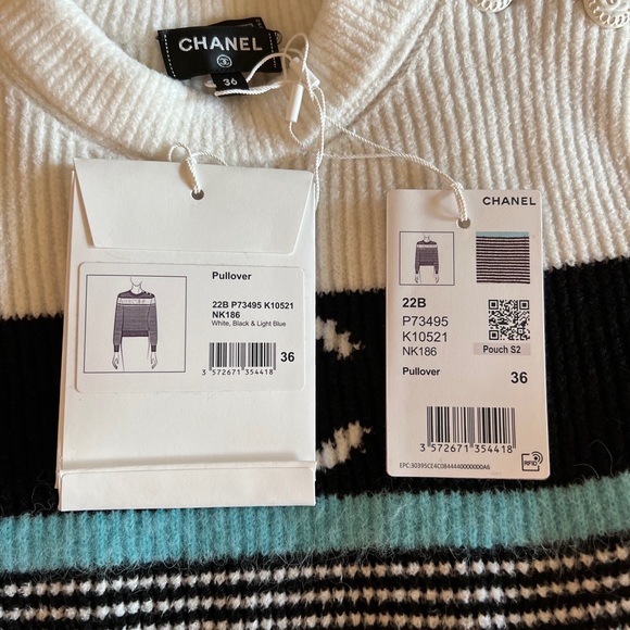 NWT AUTH CHANEL 22B CC Logo Pullover Sweater. - Picture 9 of 10